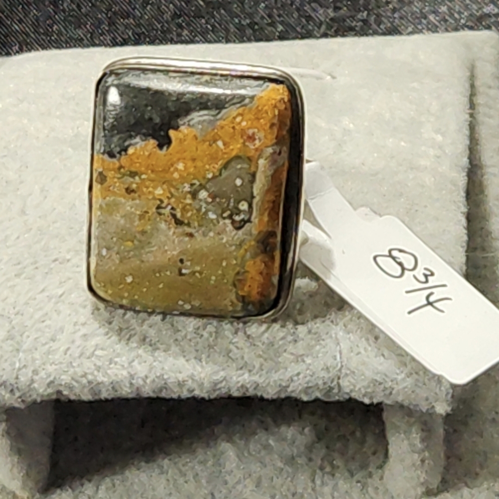 Rectangular Stone Ring with Vibrant Hues - image 2